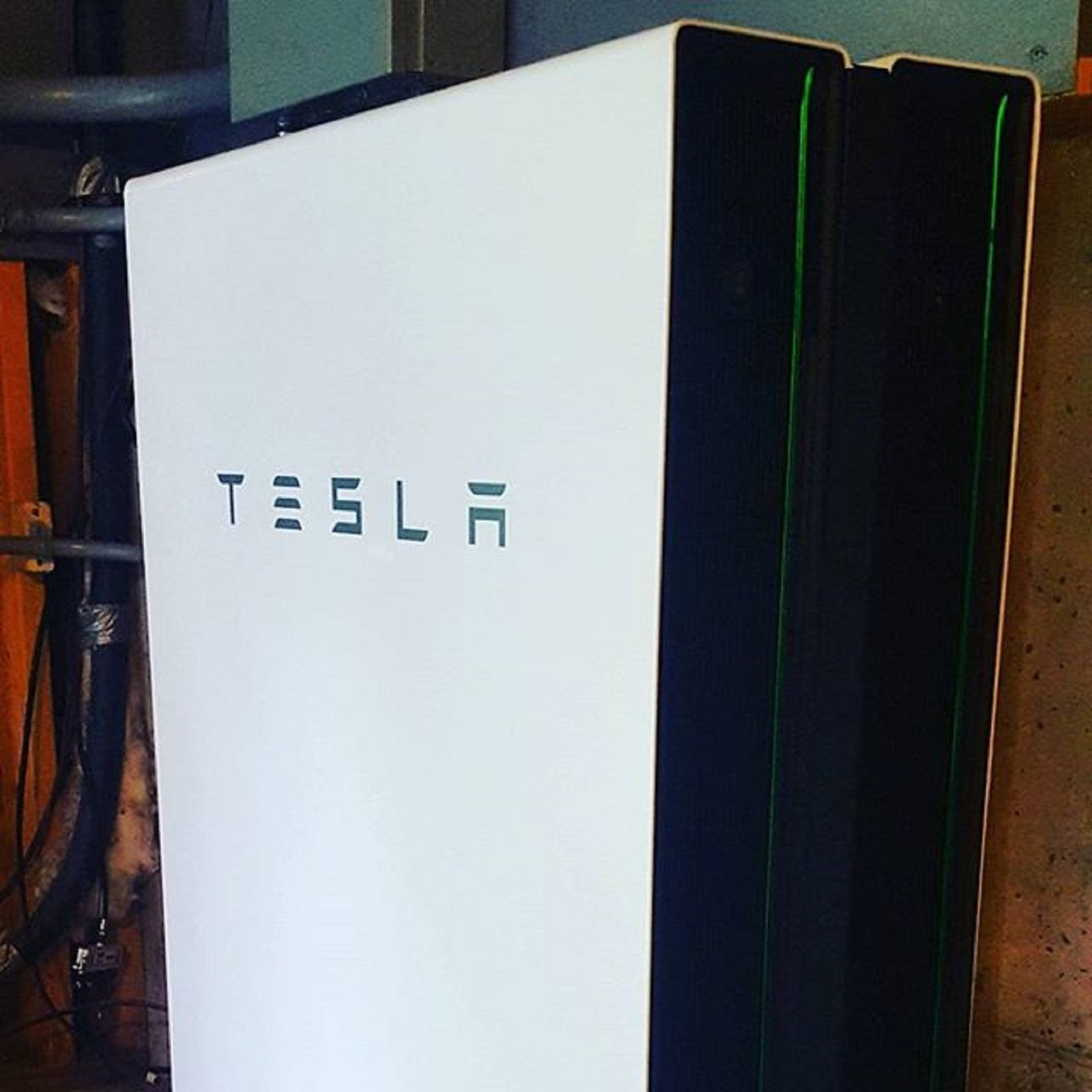 Tesla Powerwall 2 — 13.5kWh
